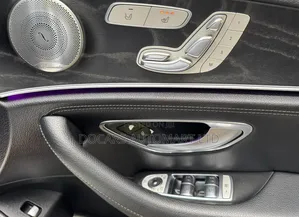 Mercedes-Benz E200 2017 Silver
