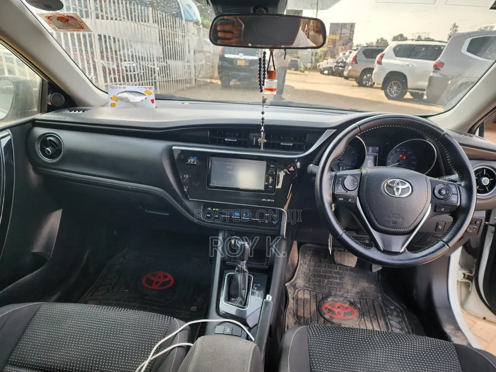 Toyota Auris 2016 Pearl