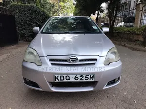 Toyota Corolla RunX 1.5 X FWD 2005 Pink