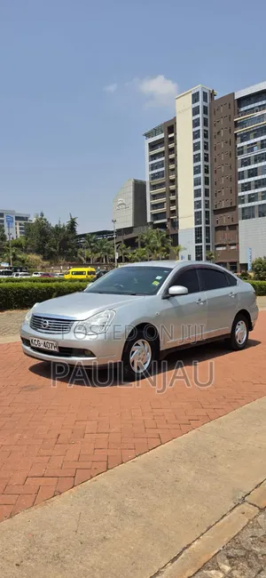 Nissan Bluebird 2009 Silver