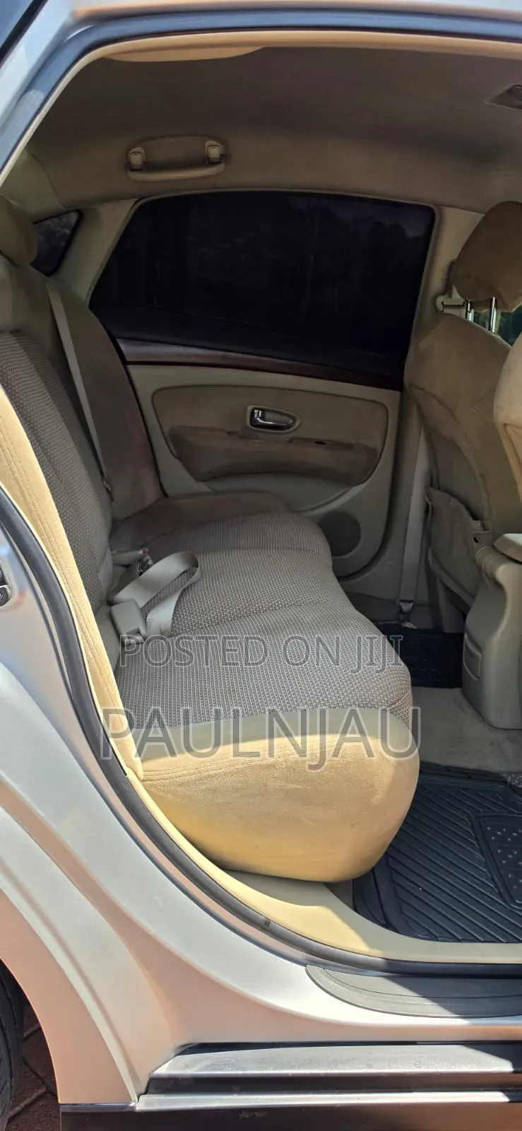 Nissan Bluebird 2009 Silver