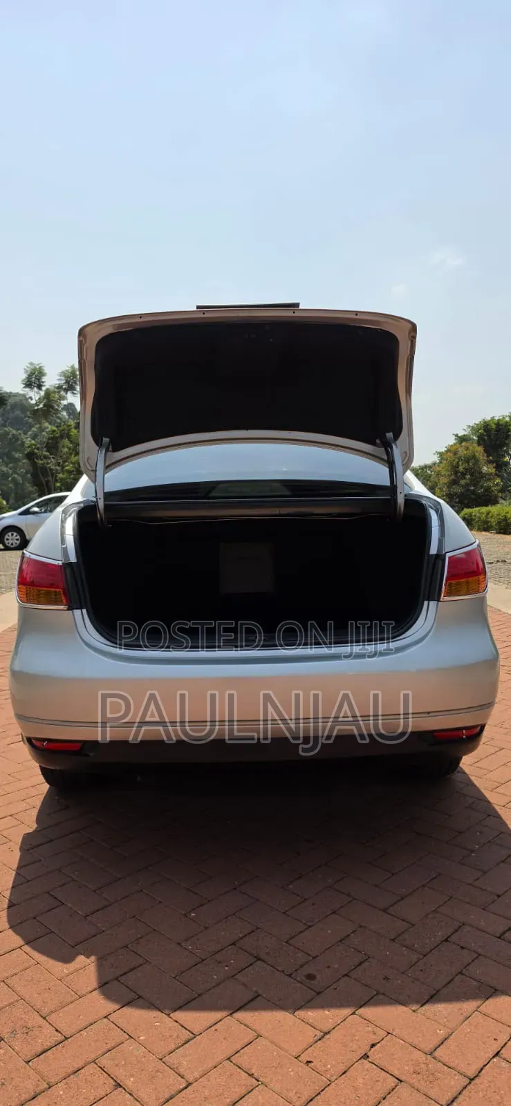 Nissan Bluebird 2009 Silver