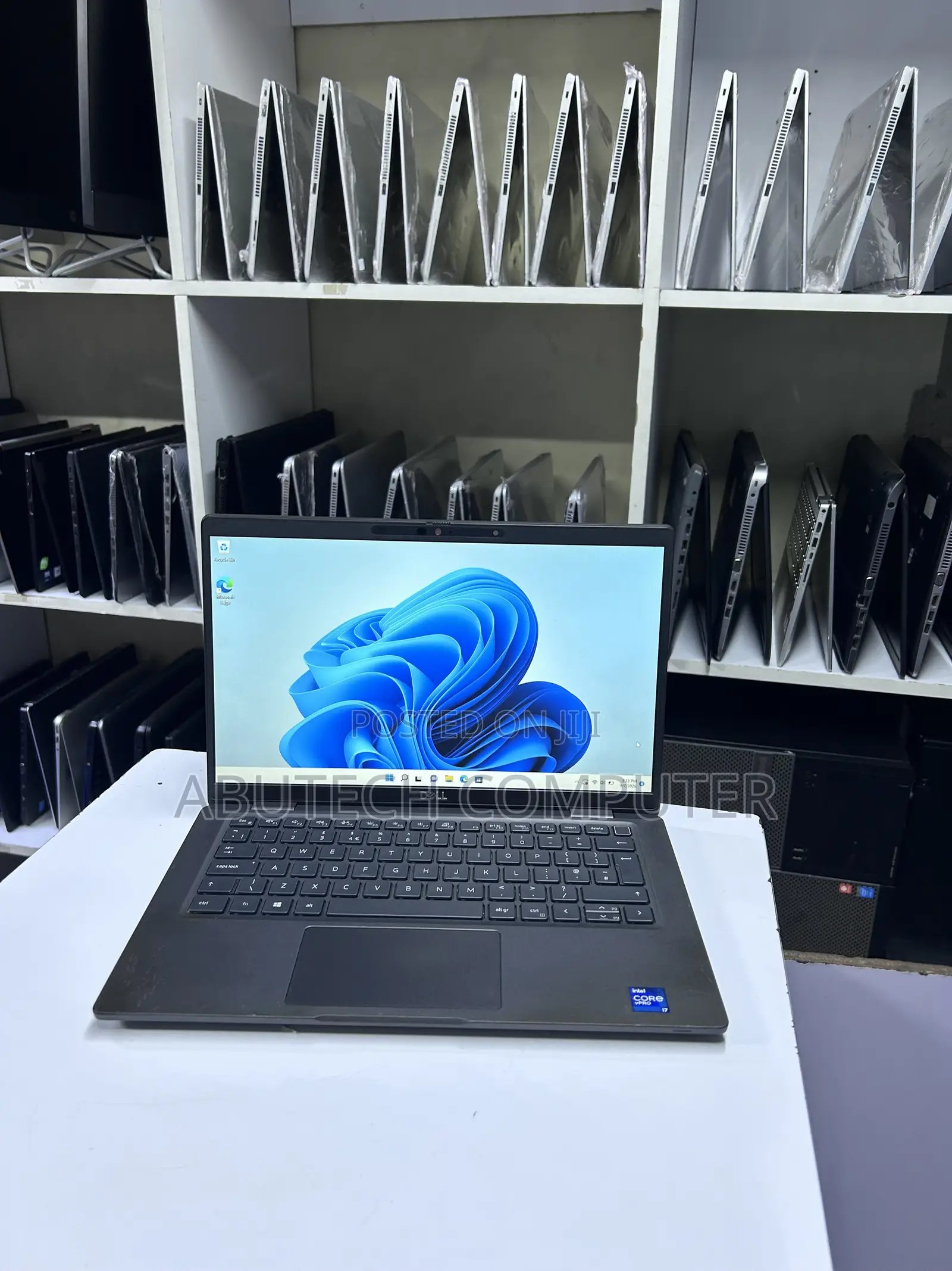 Laptop Dell Latitude 7320 16GB Intel Core i7 SSD 512GB