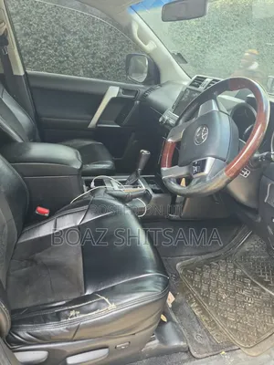 Toyota Land Cruiser Prado 2.8 2017 Black