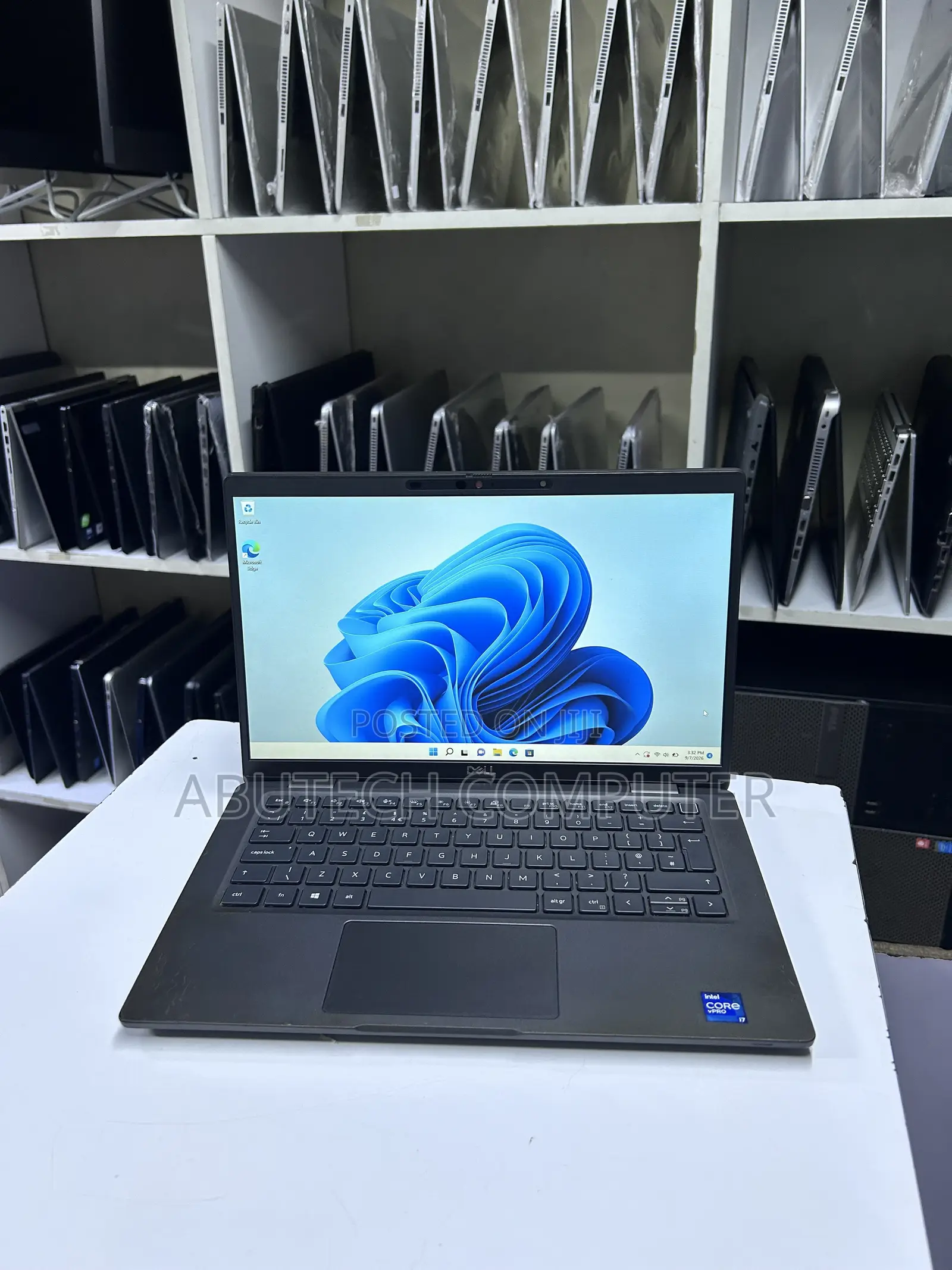 Laptop Dell Latitude 7320 16GB Intel Core i7 SSD 512GB