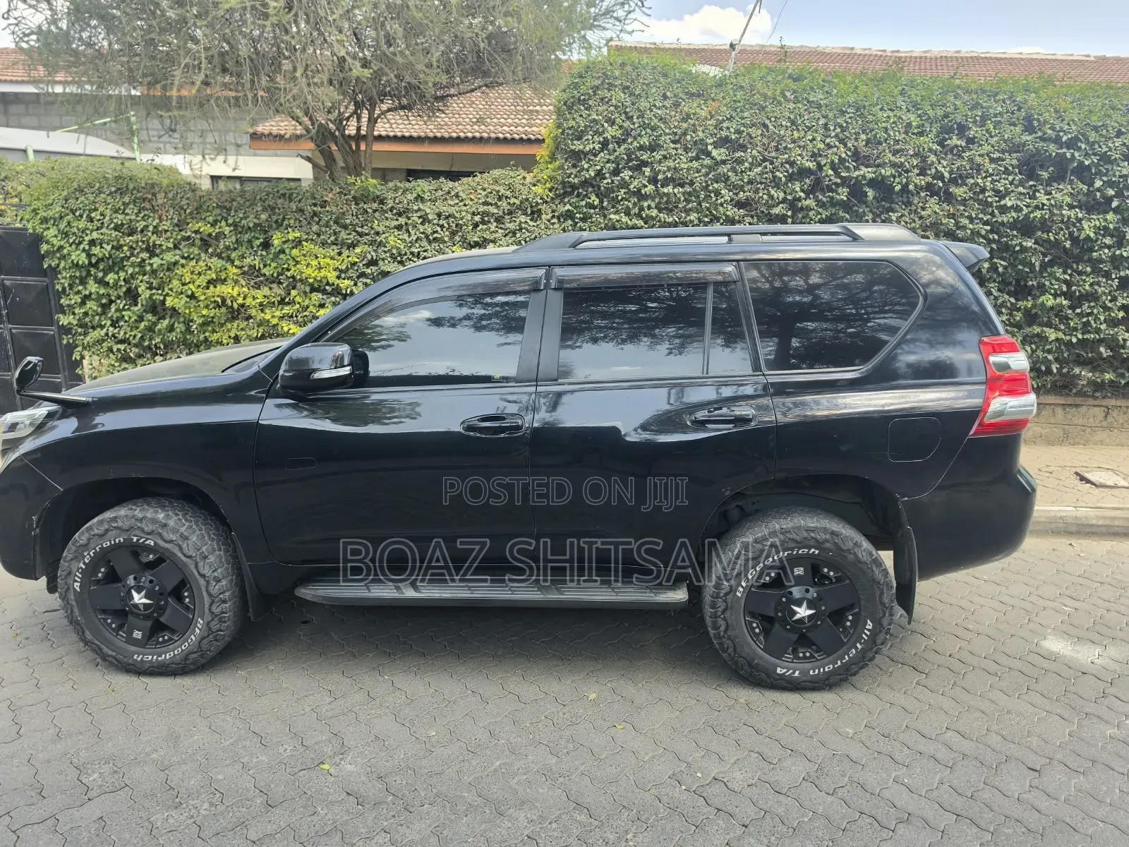 Toyota Land Cruiser Prado 2.8 2017 Black