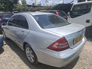 Mercedes-Benz C180 2005 Silver