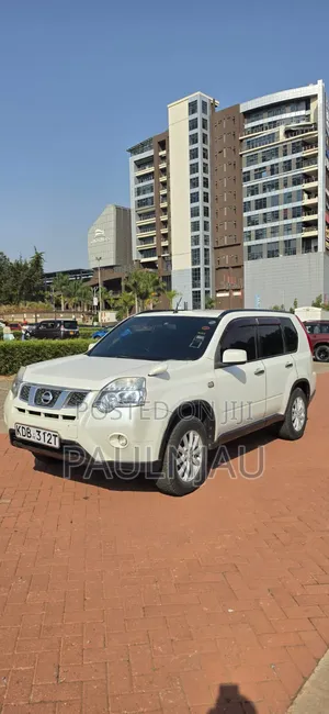 Nissan X-Trail 2013