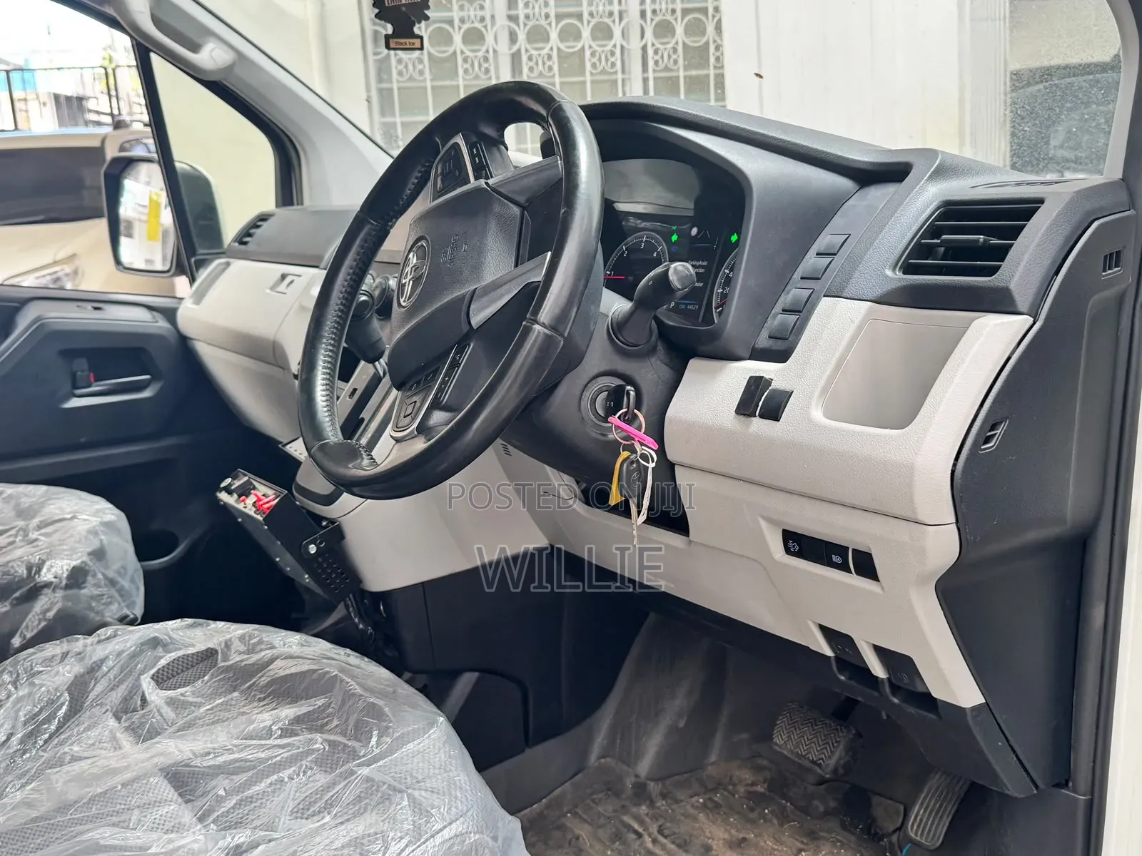 Toyota HiAce 2020 White