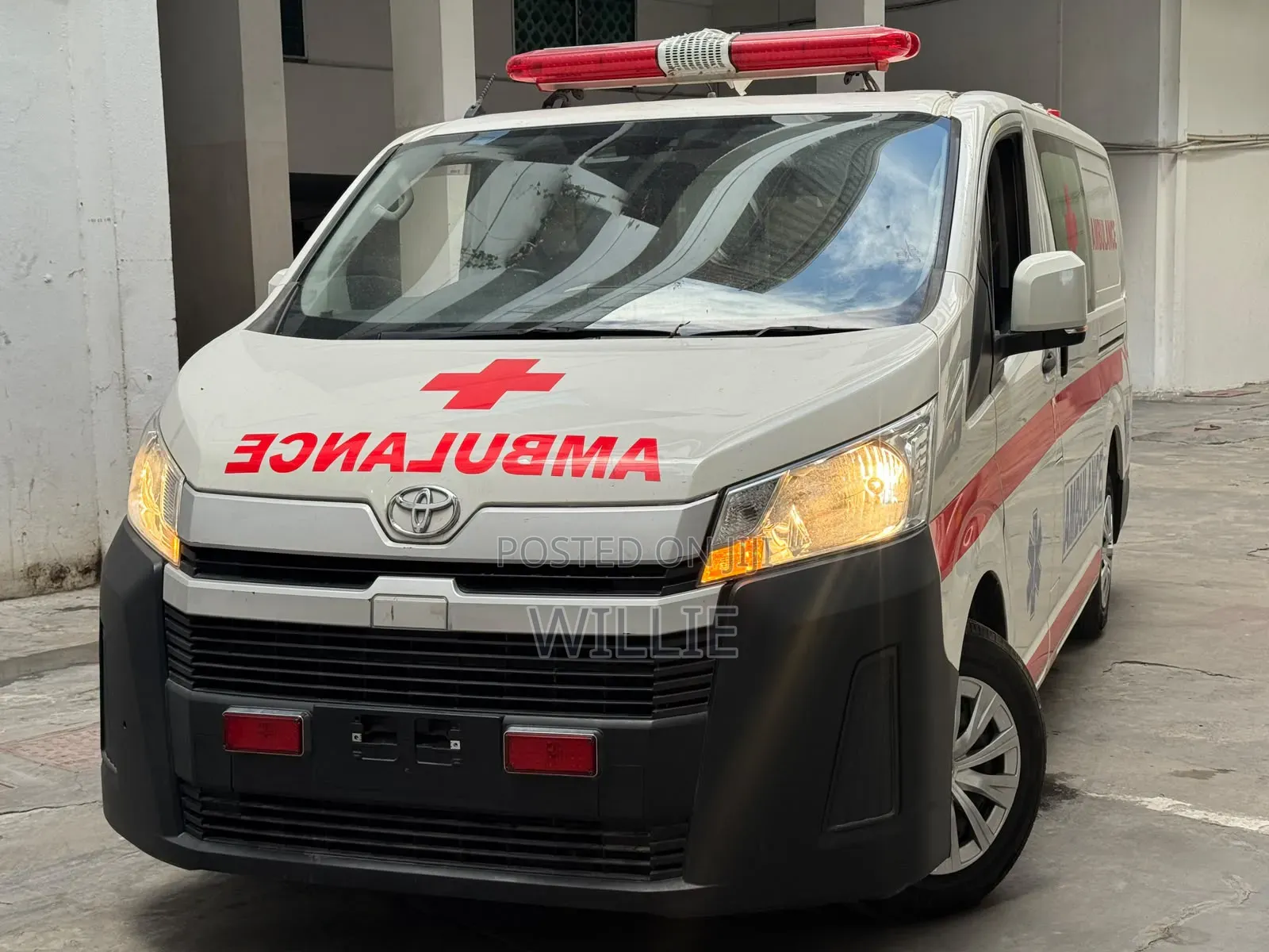 Toyota HiAce 2020 White