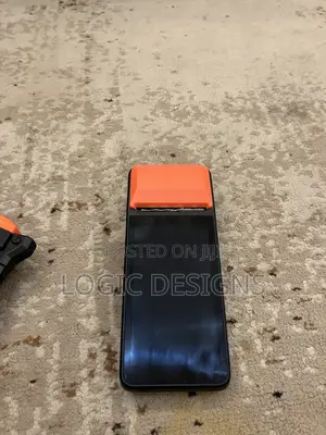 Handheld Android 8 POS With Printer