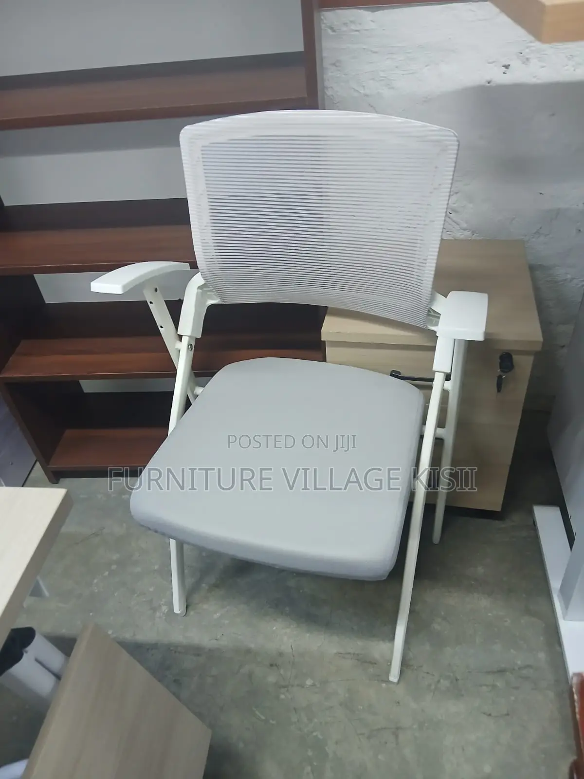 Office Chair ;White Foldable Office Chair