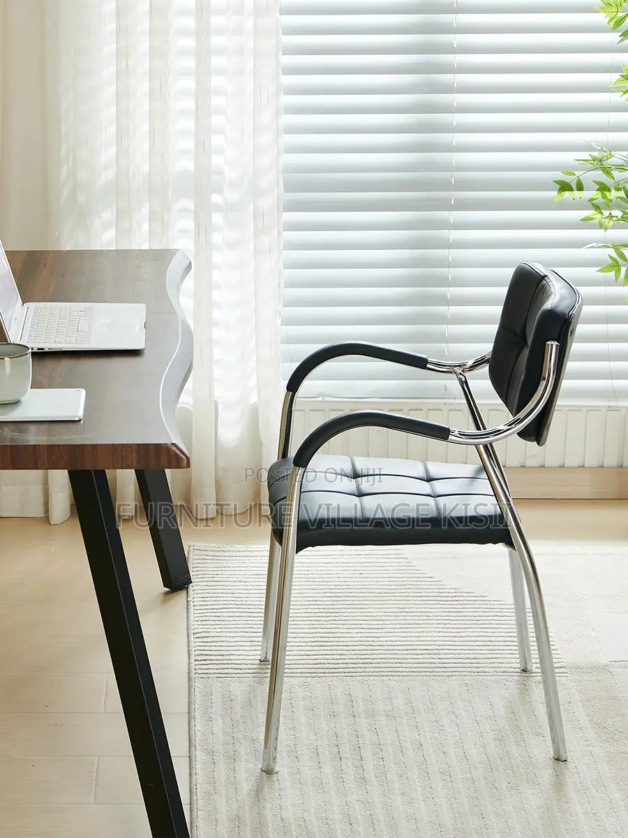 Office Chair; Black Catalina Office Chair