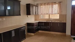 3bdrm Apartment in Lenana Road, Hurlingham for rent