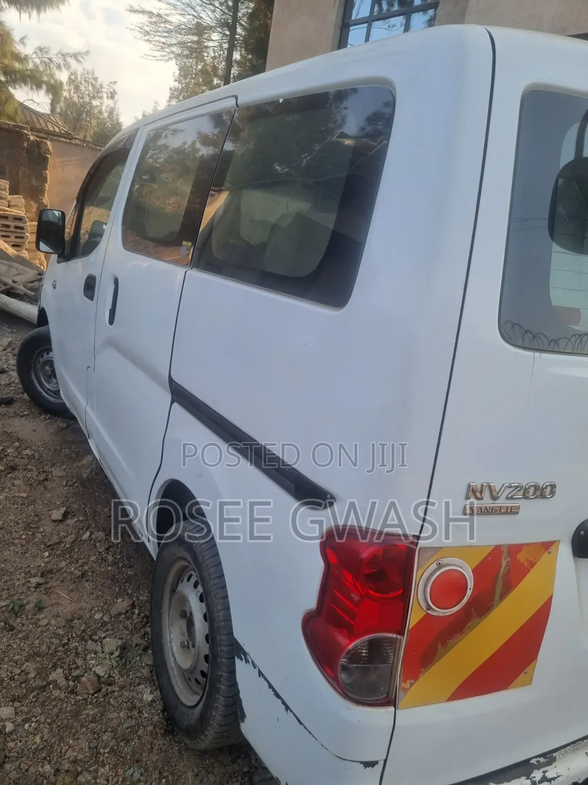 Nissan NV350 2013 White
