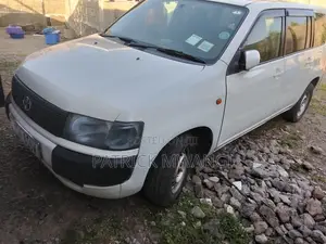 Toyota Probox 1.5 CNG 2WD 2011 White