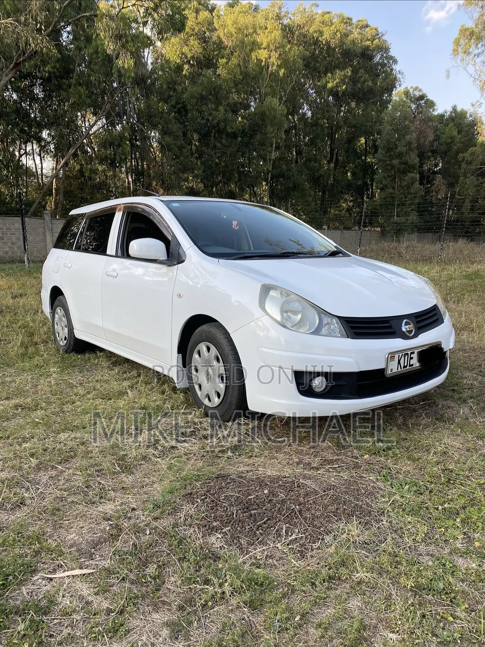 Nissan Advan 2012 White