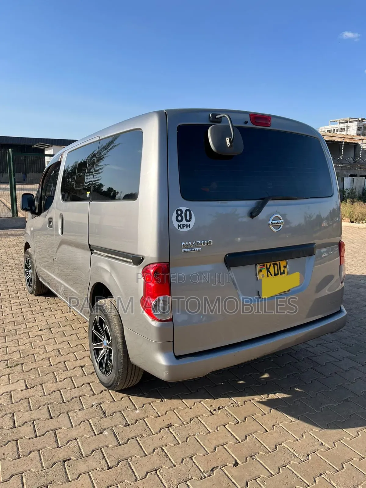 Nissan NP200 2016 Gray