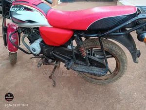 Bajaj Boxer 2020 Red