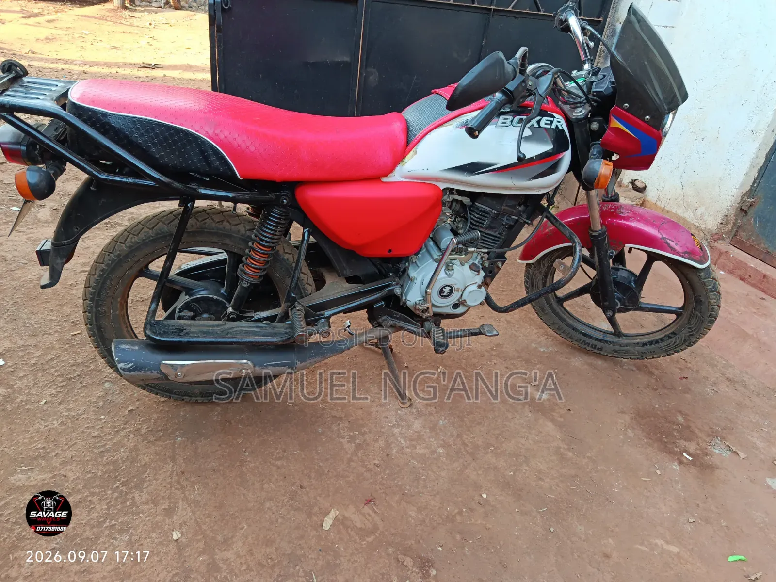 Bajaj Boxer 2020 Red