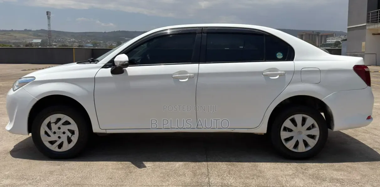 Toyota Axio 1.5 G 2WD 2015 White