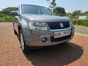 Suzuki Escudo 2005 Gray