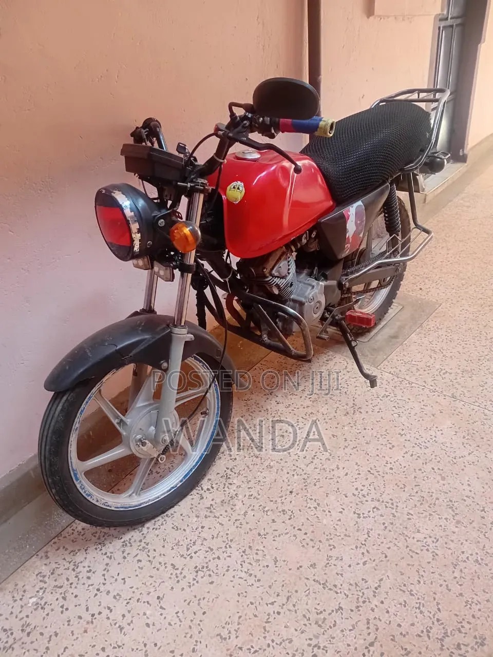 Honda CB 2020 Red