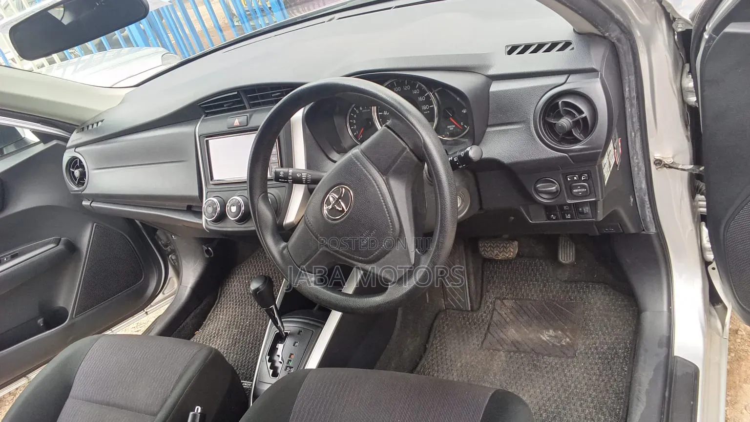 Toyota Corolla 2019 Silver