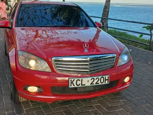 Mercedes-Benz C-Class 2010 Red