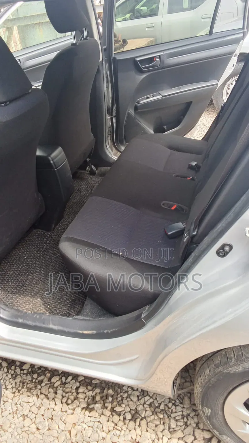 Toyota Corolla 2019 Silver