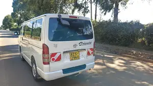 Toyota HiAce 2011 White