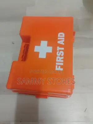 Heavy-Duty Plastic First Aid Kit Box – Emergency Medical Storage