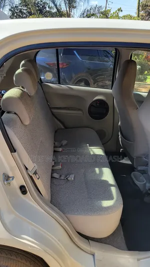Toyota Passo 1.0 AWD 2014 Beige