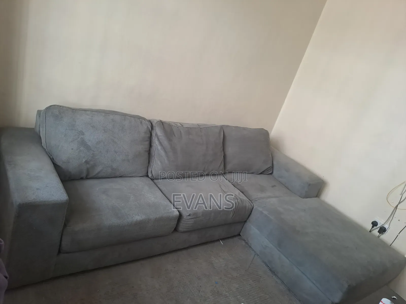 Spring Sofa for Sale - 9×6 FT