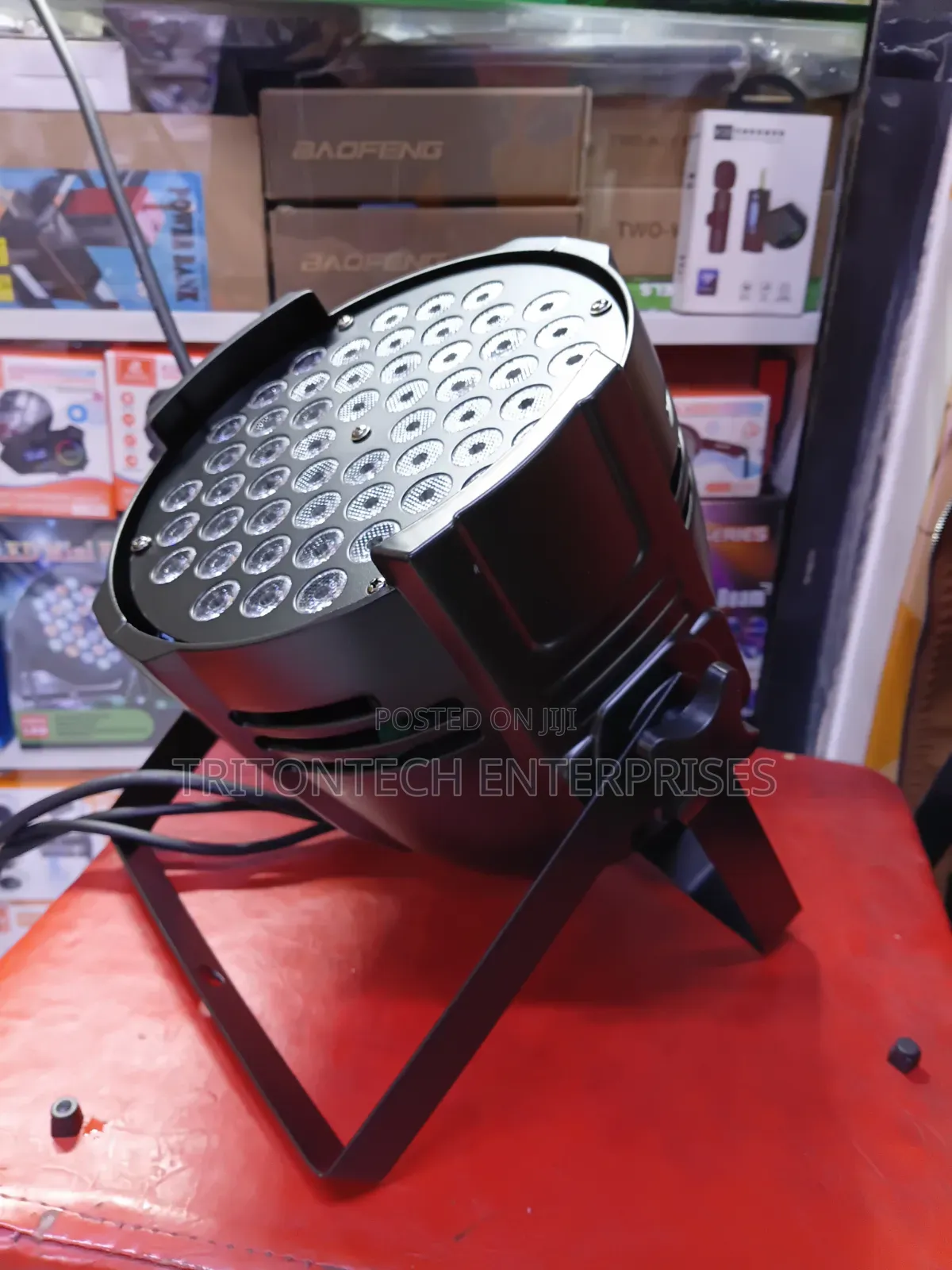 SpectraWash 54TM Professional Venue Illuminator