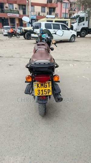 Bajaj Boxer 125 2024 Red