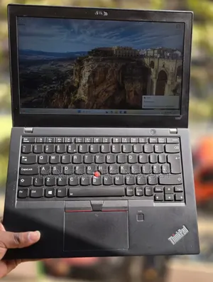 Laptop Lenovo ThinkPad X280 8GB Intel Core i5 SSD 256GB