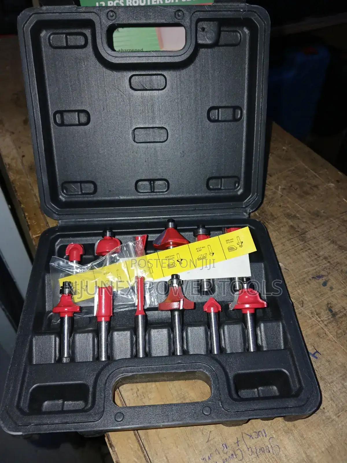 12-Piece Carbide-Tipped Router Bit Set