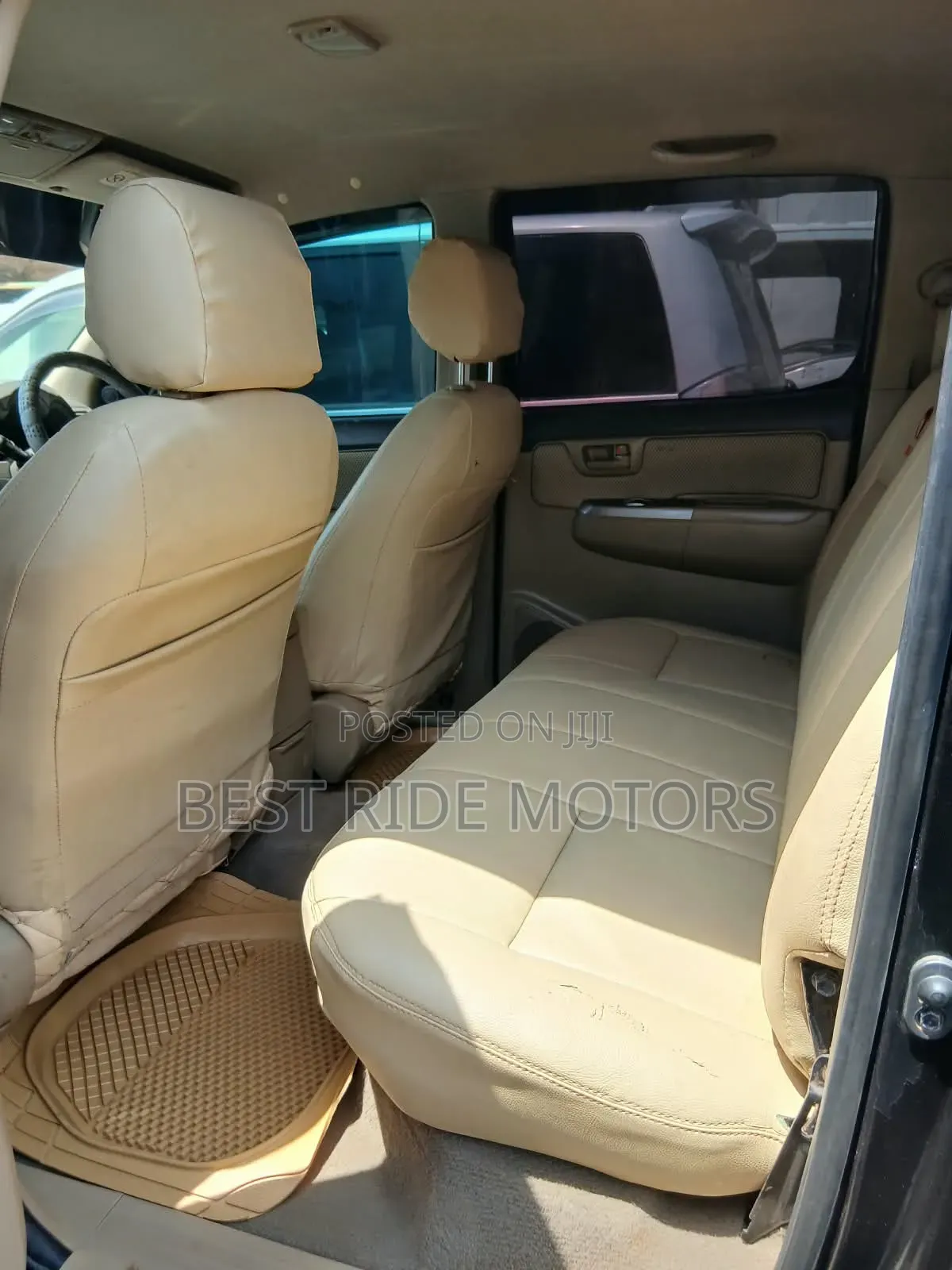 Toyota Hilux 3.0 D-4D 4x4 2014 Black