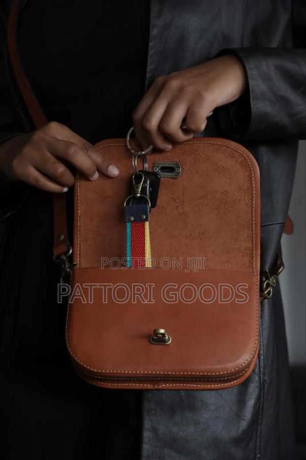 Leather Sleeve - thumbnail 3