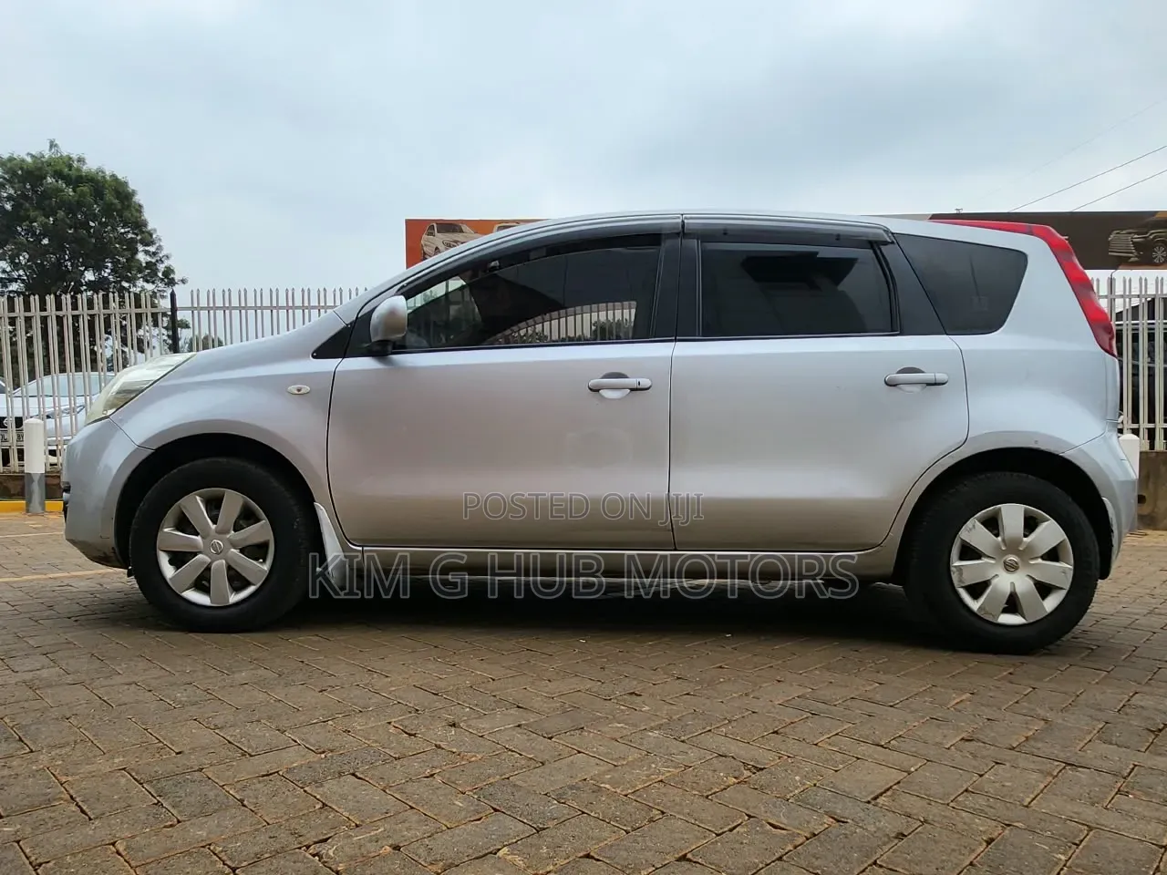 Nissan Note 2012 Silver