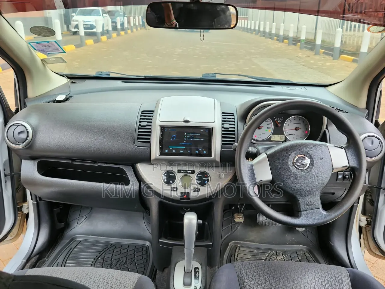 Nissan Note 2012 Silver