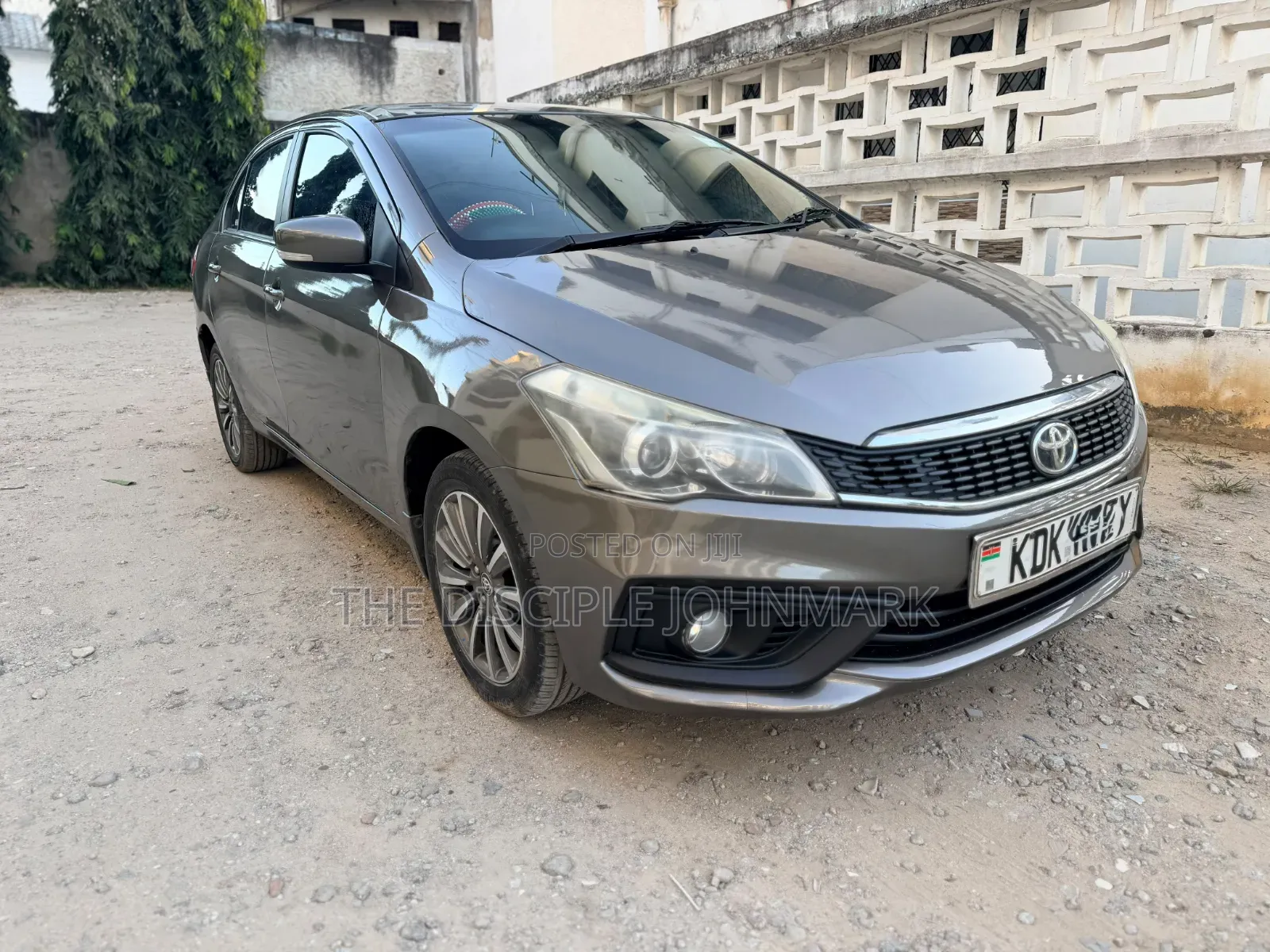 Toyota Belta 2022 Gray