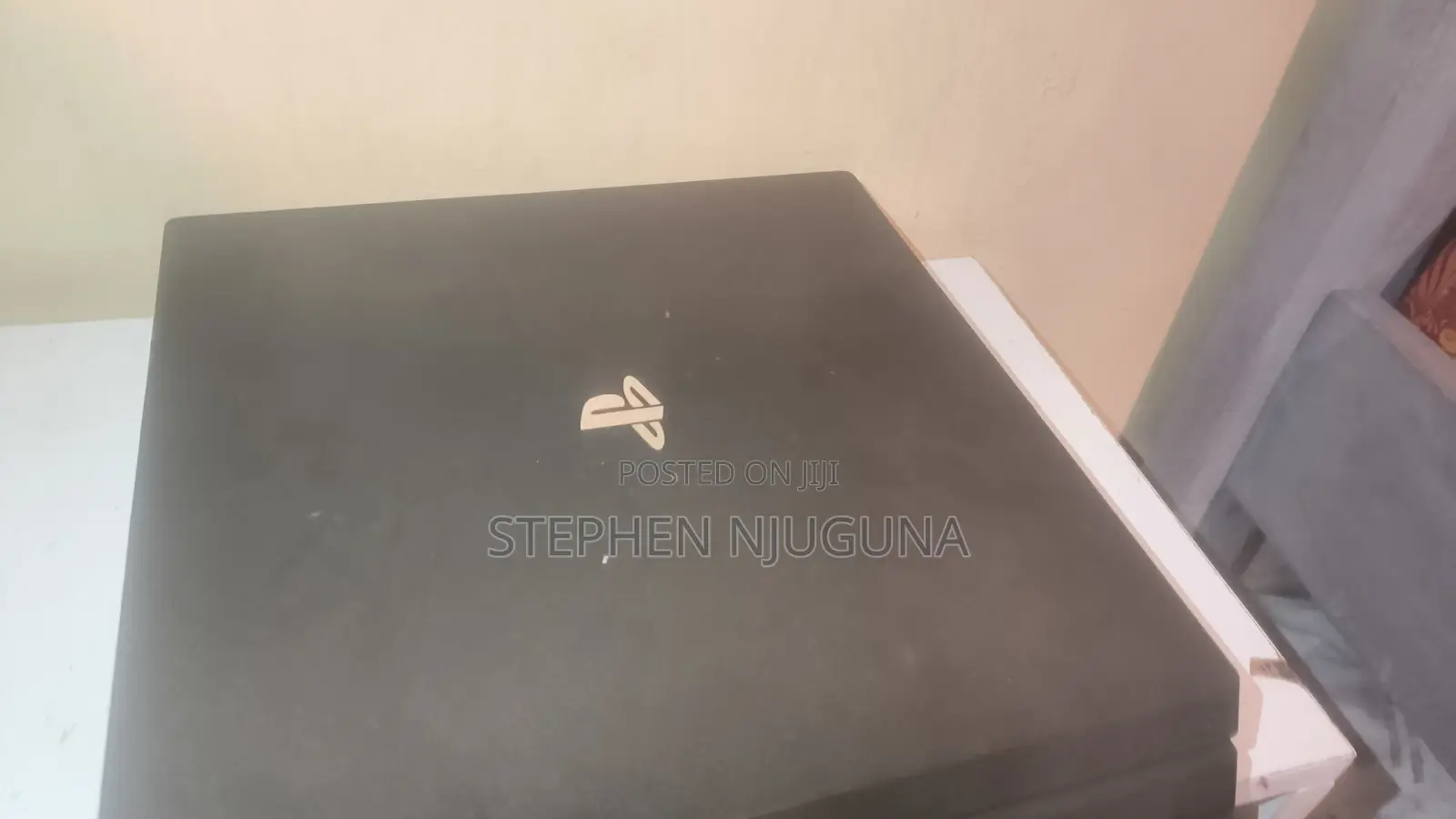 Ps4 Pro 1tb+1 Controller+7 Original Games