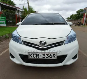 Toyota Vitz 2011 White