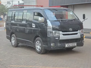 Toyota HiAce 2015 Black
