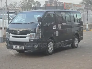 Toyota HiAce 2015 Black