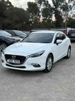Mazda Axela 2018 White