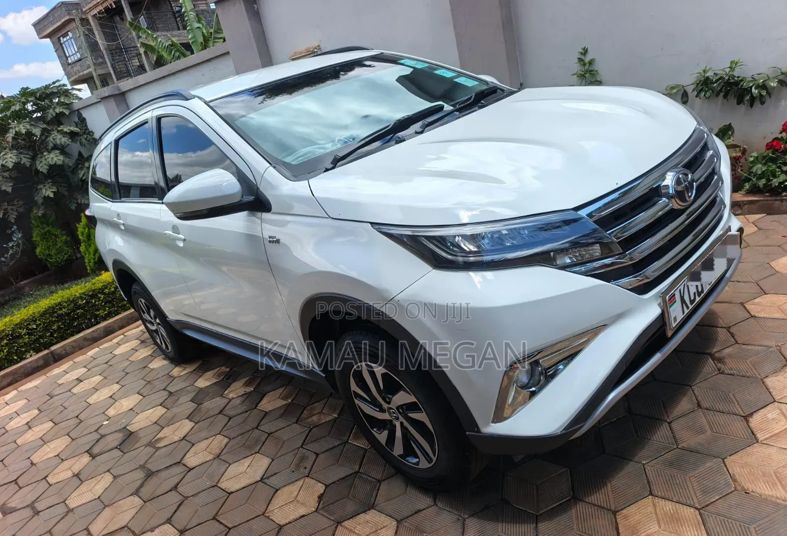 Toyota Rush 2018 White