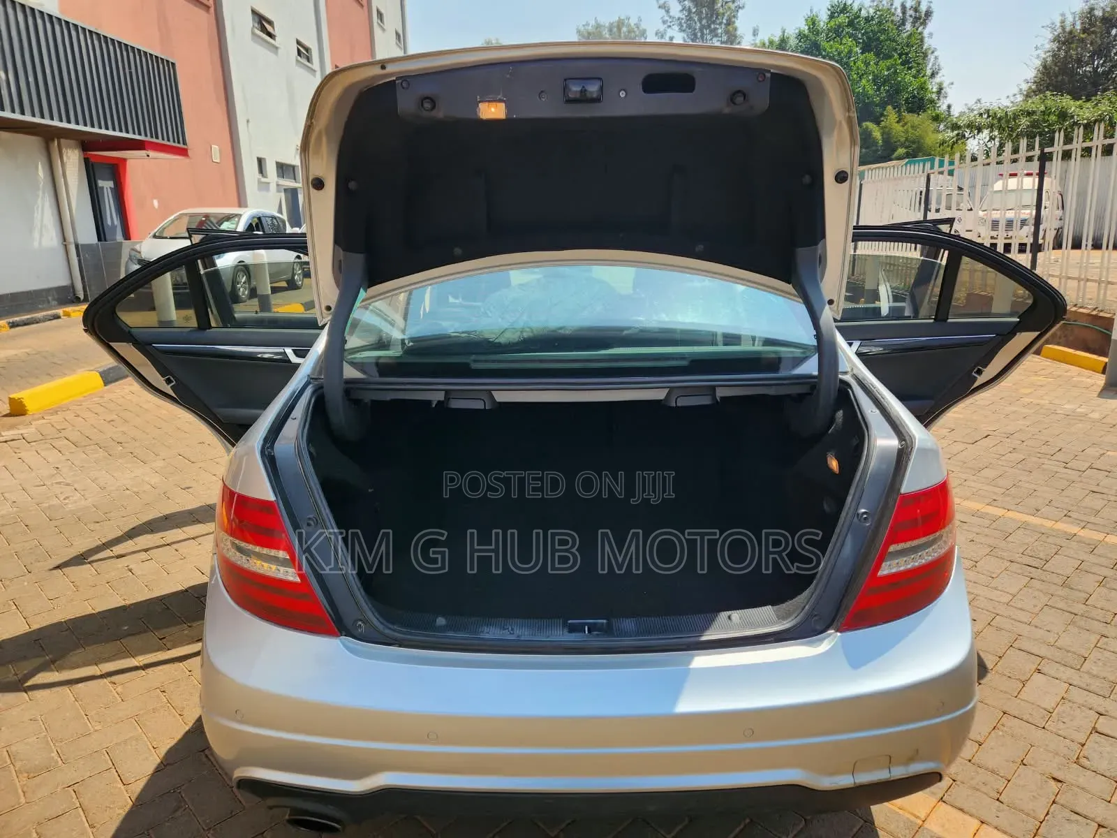 Mercedes-Benz C200 2014 Silver